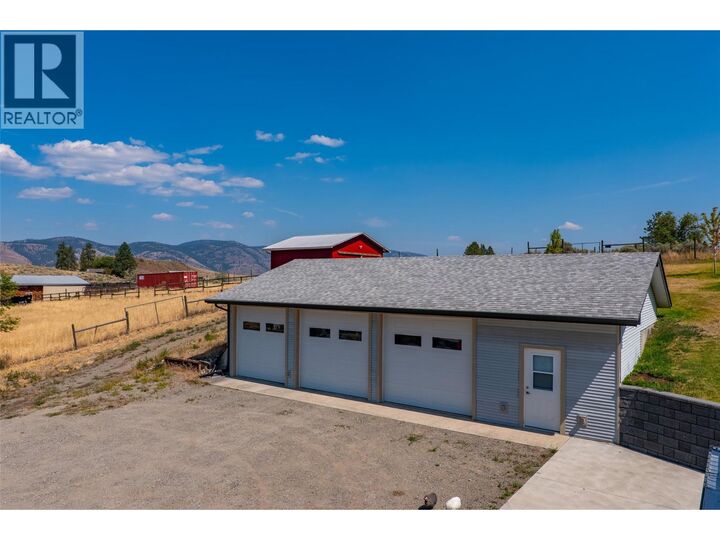Property Photo: 2080 Robbins Range Road BC V2C 6W1