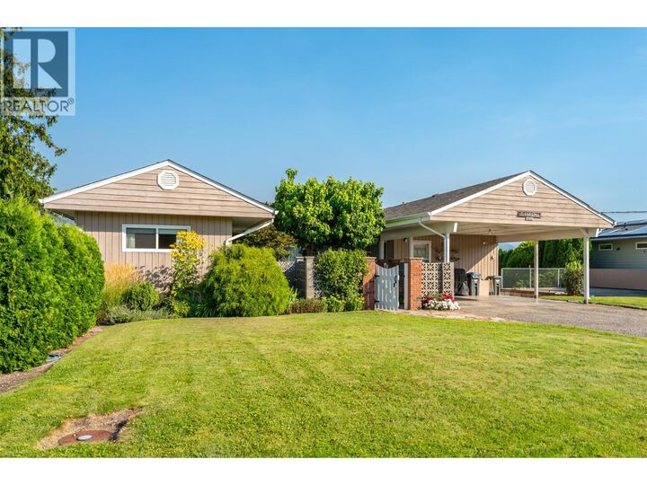 Property Photo: 5608 Yarrow Street BC V0H 1T9