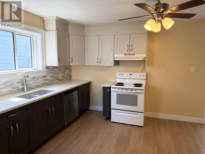 Property Photo: 519 McTavish St ON P7C 3C4