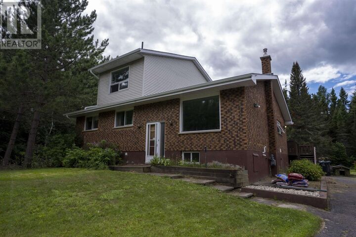 Property Photo: 521 Onion Lake Rd ON P7G 2C1