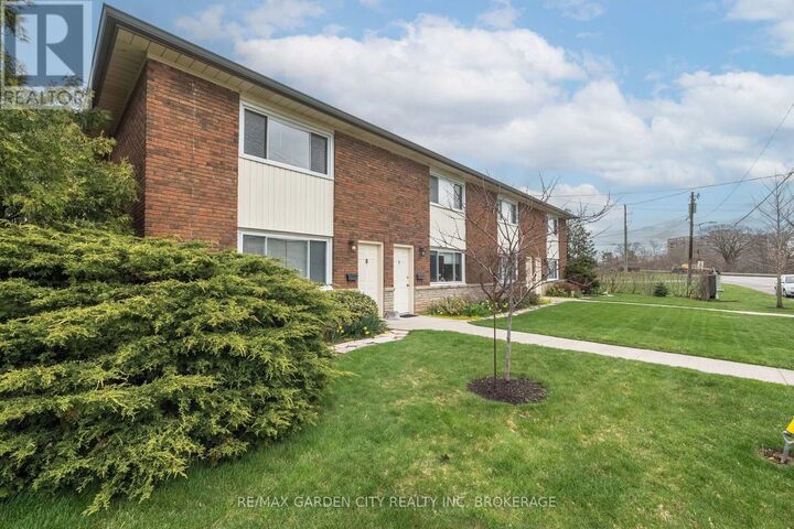 Property Photo: 2-8 Riverview Boulevard ON L2T 3L4