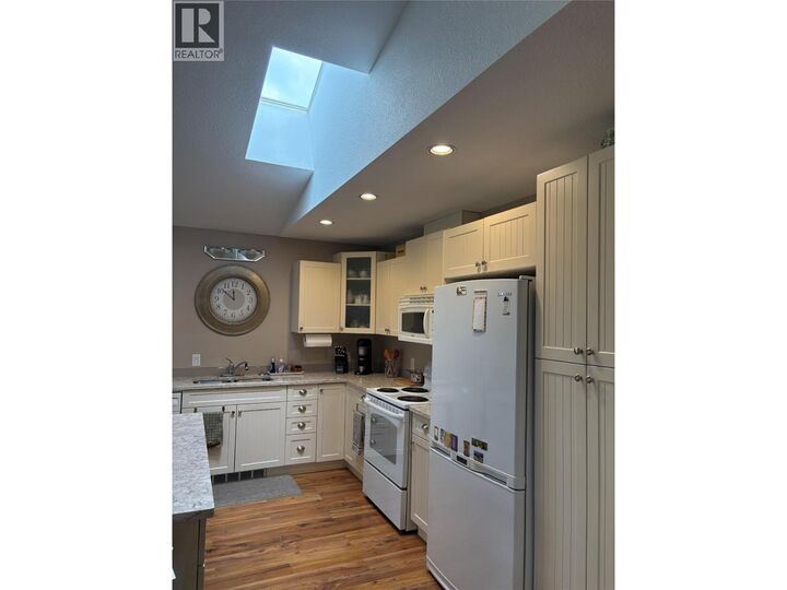 Property Photo:  312 Arbutus Street 16  BC V0E 1M0 