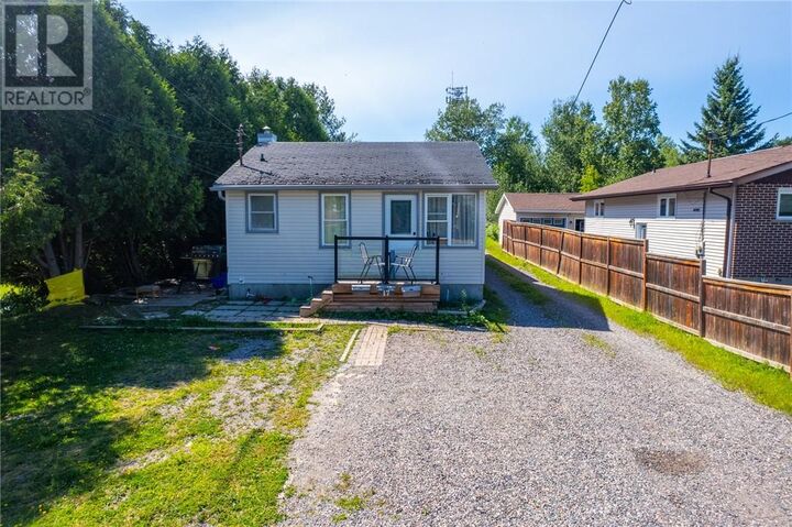 Property Photo: 17 Clairmont Street ON P3B 3S4