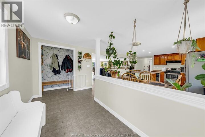 Property Photo: 280 Fairview Avenue East ON N8M 2V9