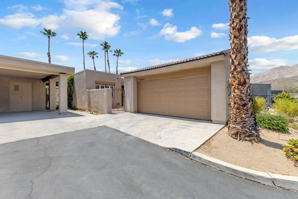 Property Photo: 72499 Sandstone Lane CA 92260
