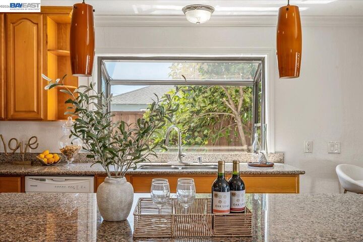 Property Photo: 3675 Monterey Blvd CA 94578