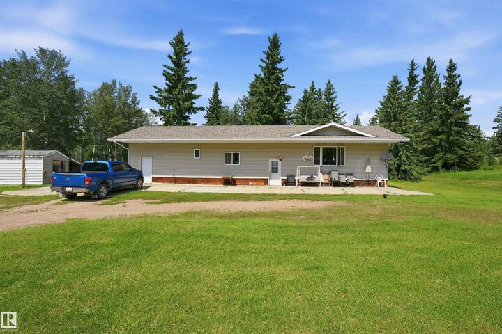 Property Photo: 60104 Rge Road 240A AB T0G 0P0