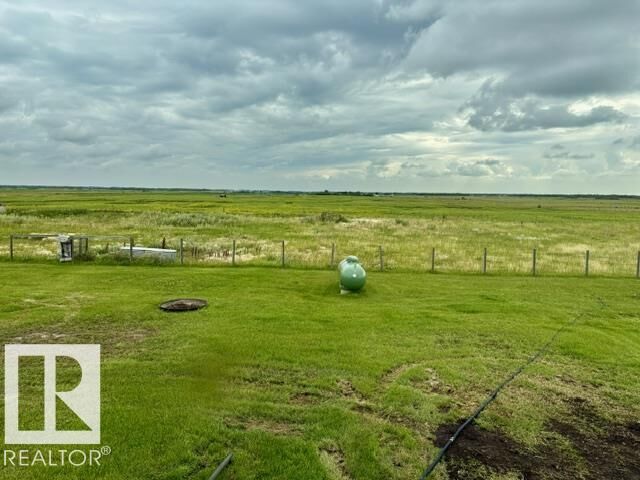 Property Photo: 531061 Rr183 AB T0B 3H0