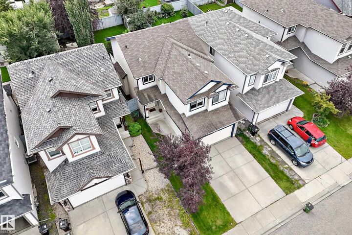 Property Photo: 14015 146 Avenue NW AB T6V 1Y3