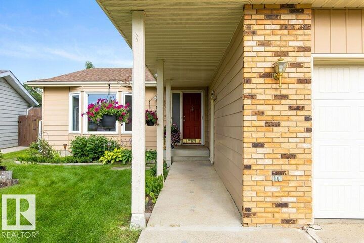 Property Photo: 57 Patterson Crescent AB T8N 4T9