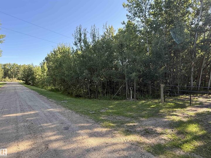 Property Photo: 53104 Rge Road 13 7 AB T7Y 2T2