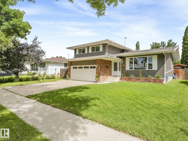 Property Photo: 9525 87 Street AB T8L 1G9