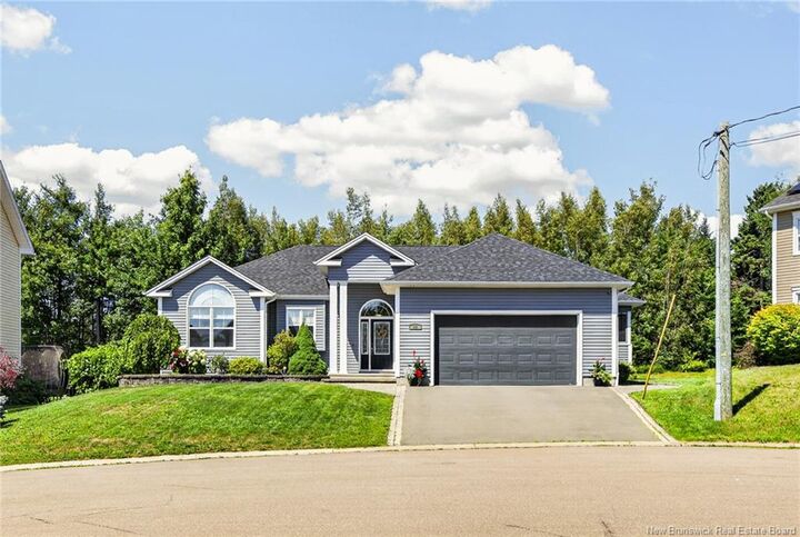 22 David Court — photo 1