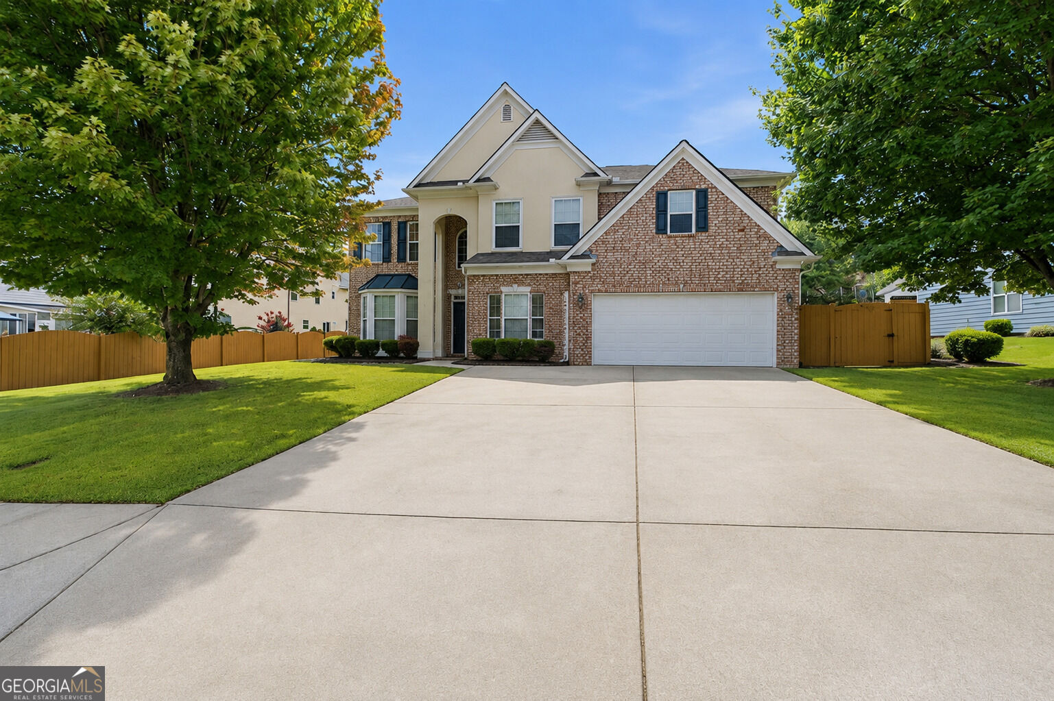 Property Photo: 752 Key Largo Pointe GA 30011