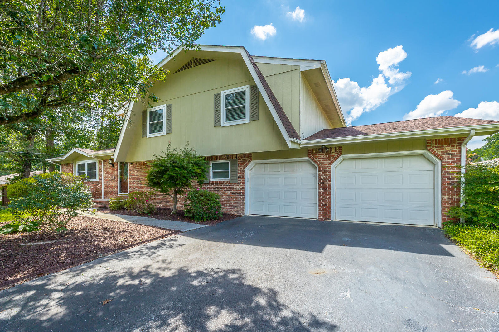 Property Photo: 9329 Charbar Circle TN 37421