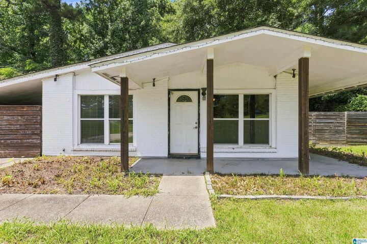 Property Photo:  3236 Warringwood Drive  AL 35216 
