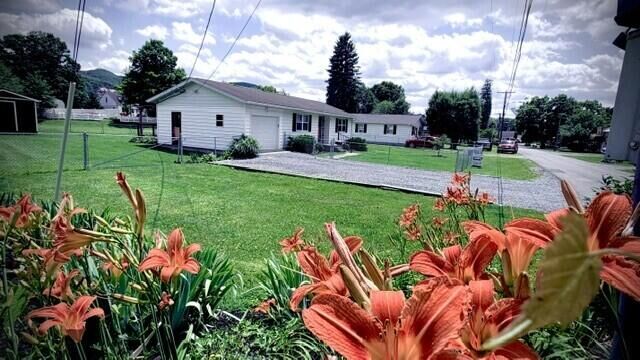 Property Photo:  200 Forren Ln  WV 24986 