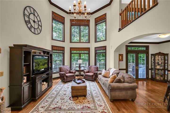 Property Photo:  241 The Glens Boulevard  NC 28604 