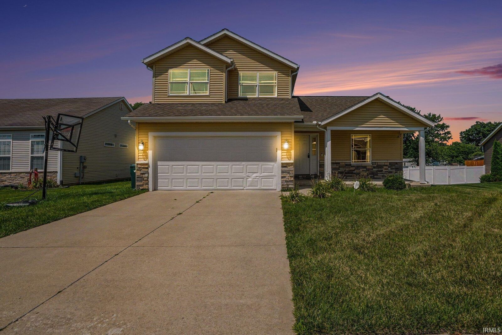 Property Photo:  1524 Tall Grass Prairie Drive  IN 46544 