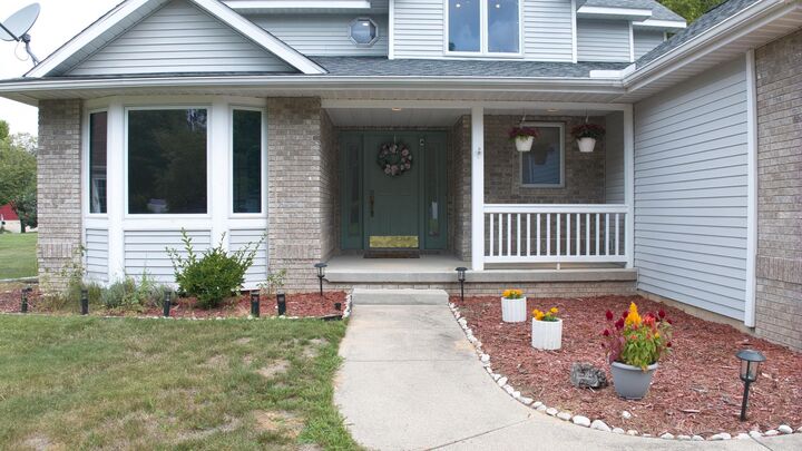 Property Photo: 301 E Chapel MI 48642
