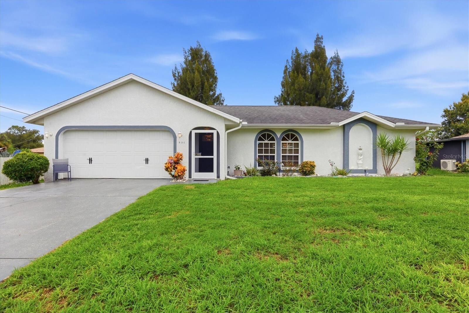 Property Photo:  650 Chevy Chase Street  FL 33948 