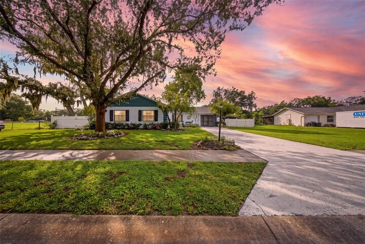 Property Photo: 38648 Ferm Circle FL 33540