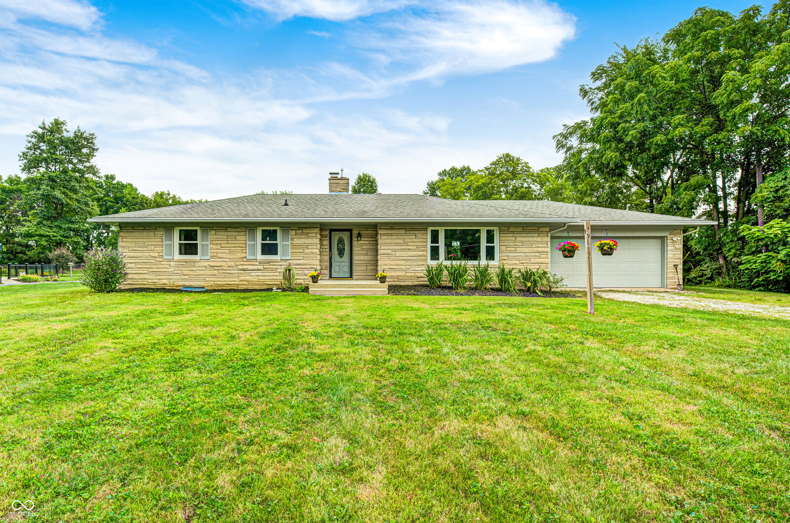 Property Photo: 10854 E County Road 650 N IN 46234