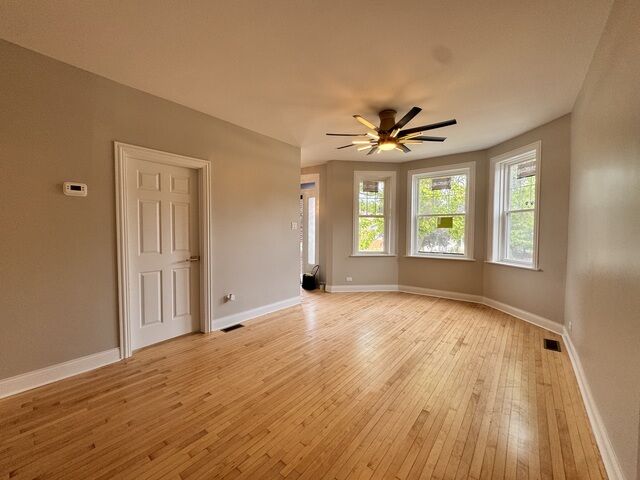 Property Photo:  2430 S 57th Avenue  IL 60804 