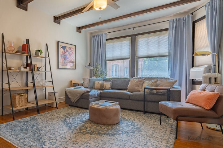 Property Photo: 850 Washington Boulevard 2 IL 60302