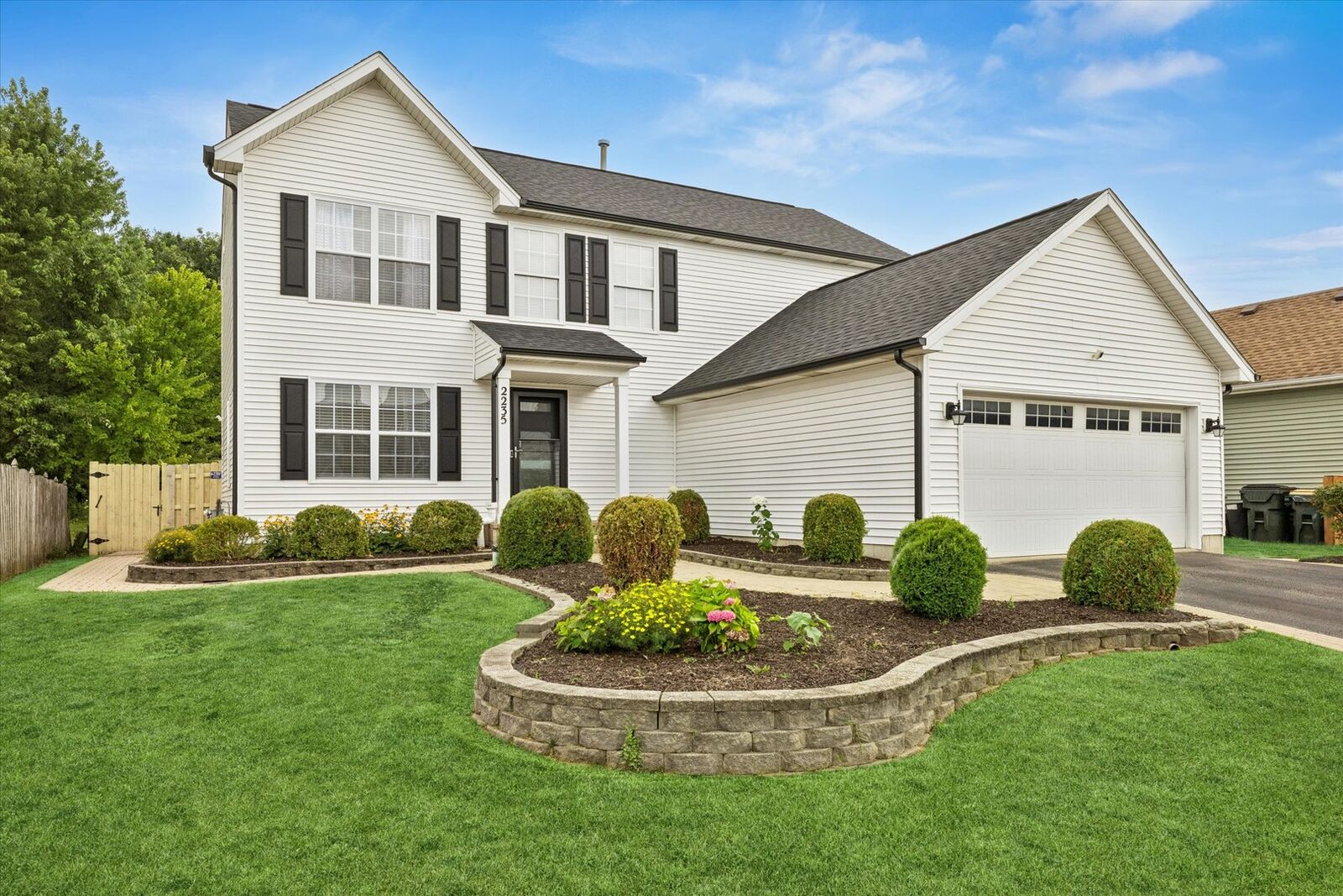 Property Photo: 2235 Lotus Drive IL 60073