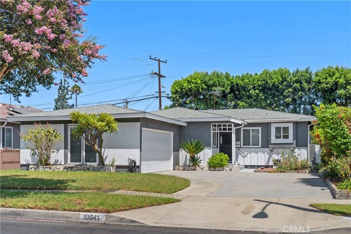 Property Photo:  10541 Plunkett  CA 90706 