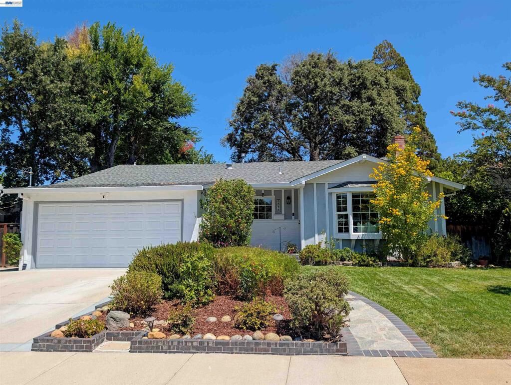 Property Photo:  5515 Alaska Dr  CA 94521 