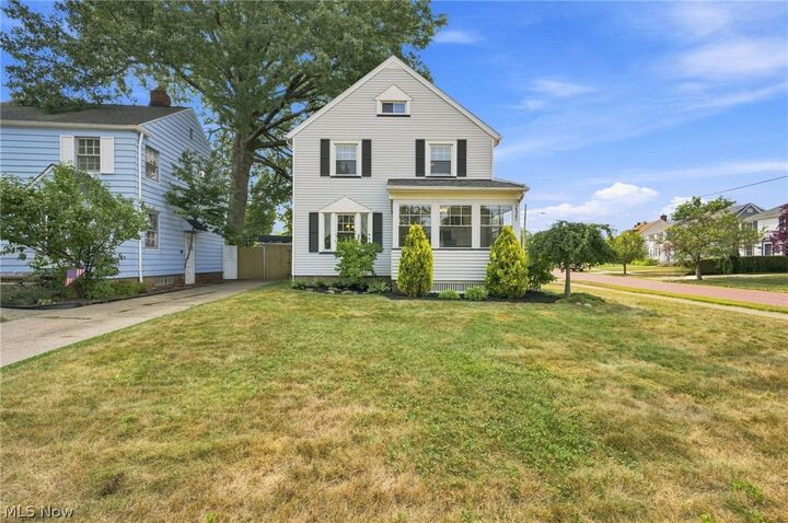 Property Photo: 14521 Rainbow Avenue OH 44111