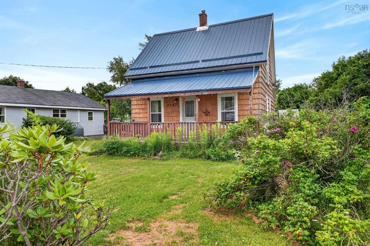 Property Photo: 2149 Cowan Street NS B0K 2A0