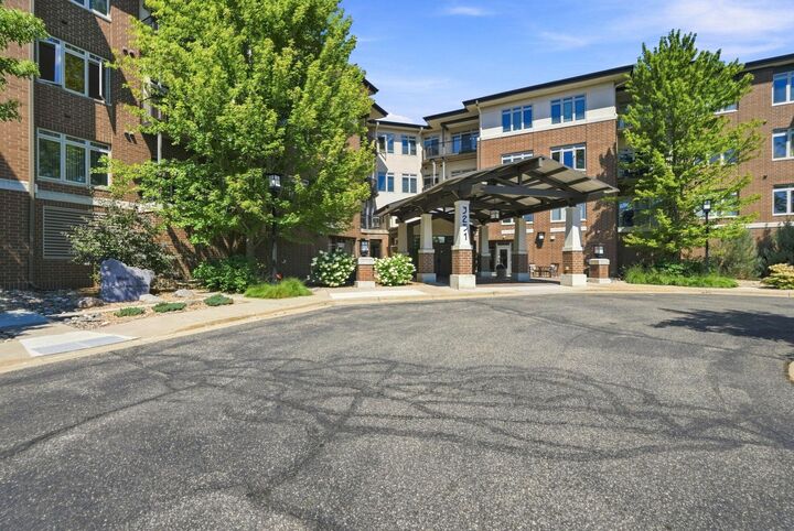 Property Photo:  3251 Louisiana Avenue S 317  MN 55426 