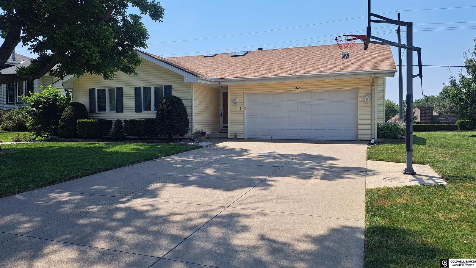 Property Photo:  9604 S 24th Street  NE 68147 