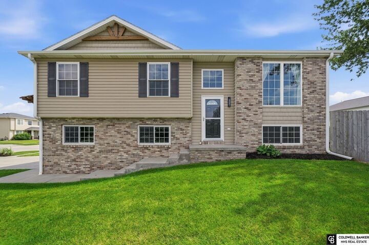 Property Photo: 5701 S 96th Street NE 68526
