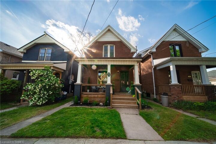 Property Photo: 20 Wells Avenue ON N3R 4J2