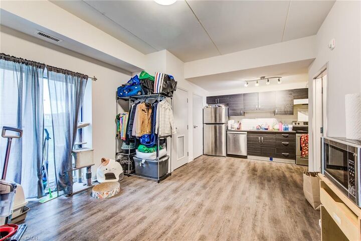 Property Photo: 269 Sunview Street 205 ON N2L 3V8