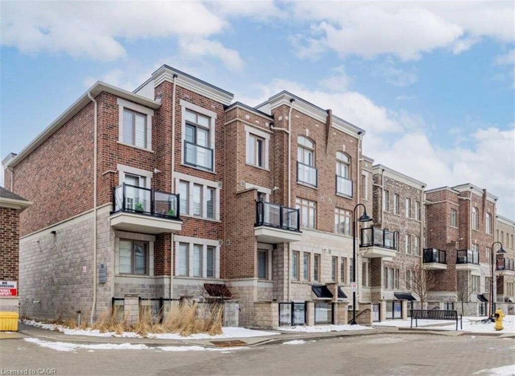 Property Photo: 2355 Sheppard Avenue W 203 ON M9M 0E7
