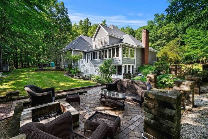Property Photo:  6 Evergreen Drive  NH 03865 