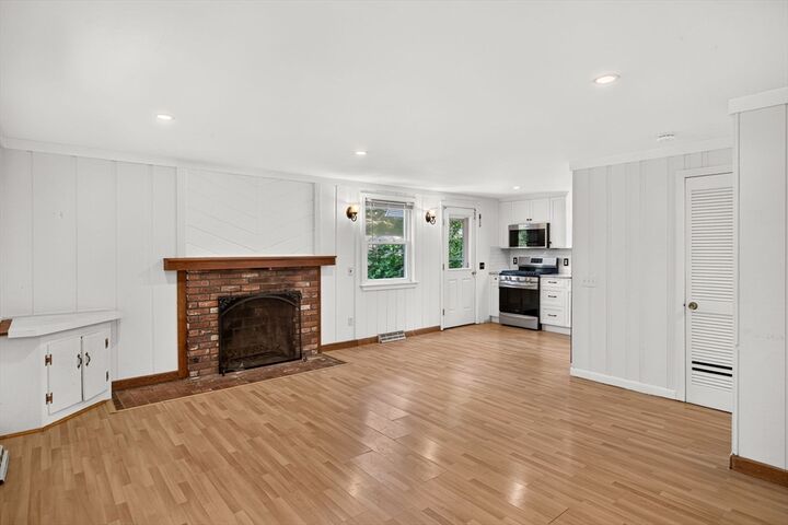 Property Photo:  3 Connecticut Ave  MA 02645 