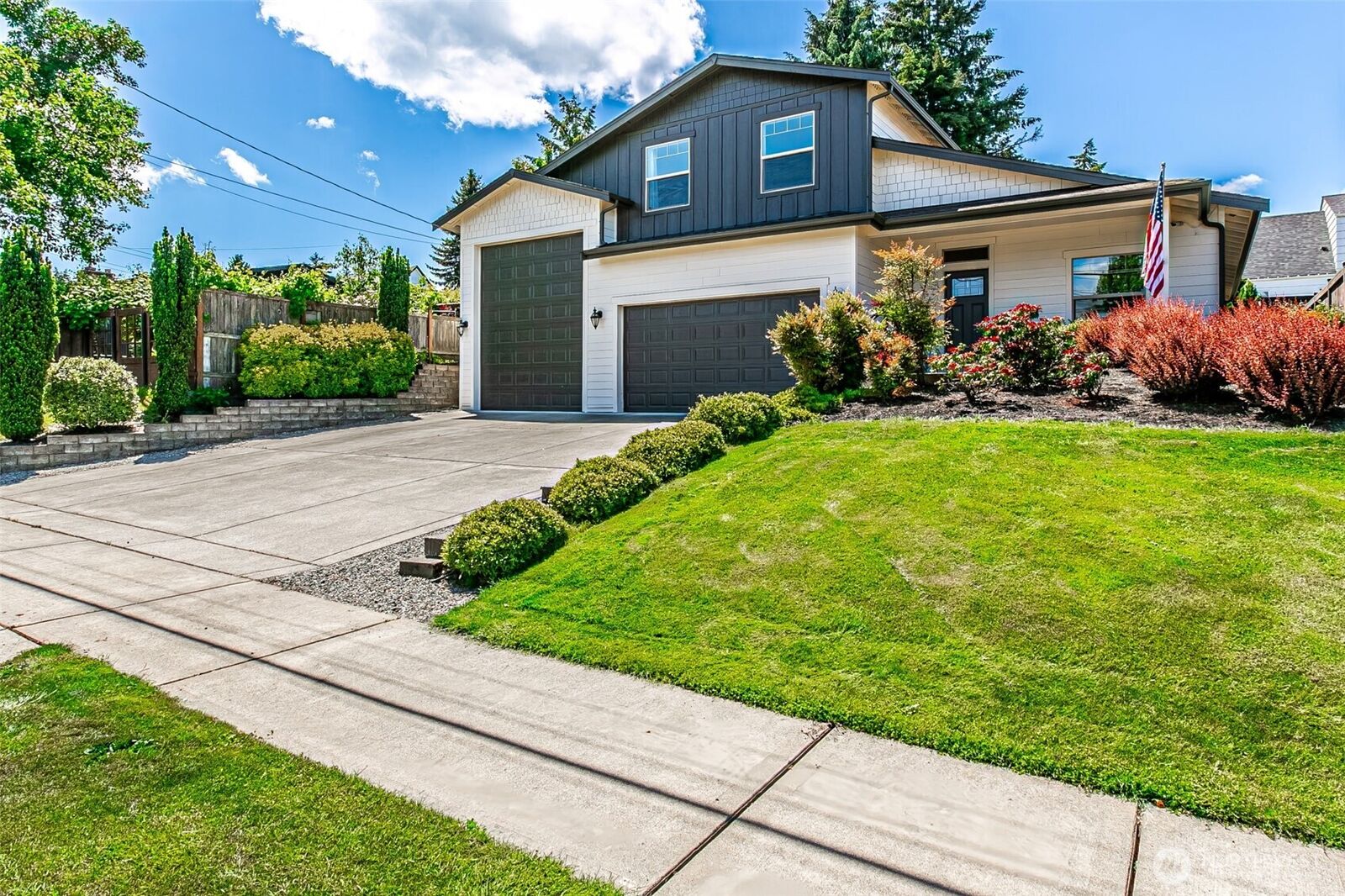 Property Photo: 2218 N Huson WA 98406