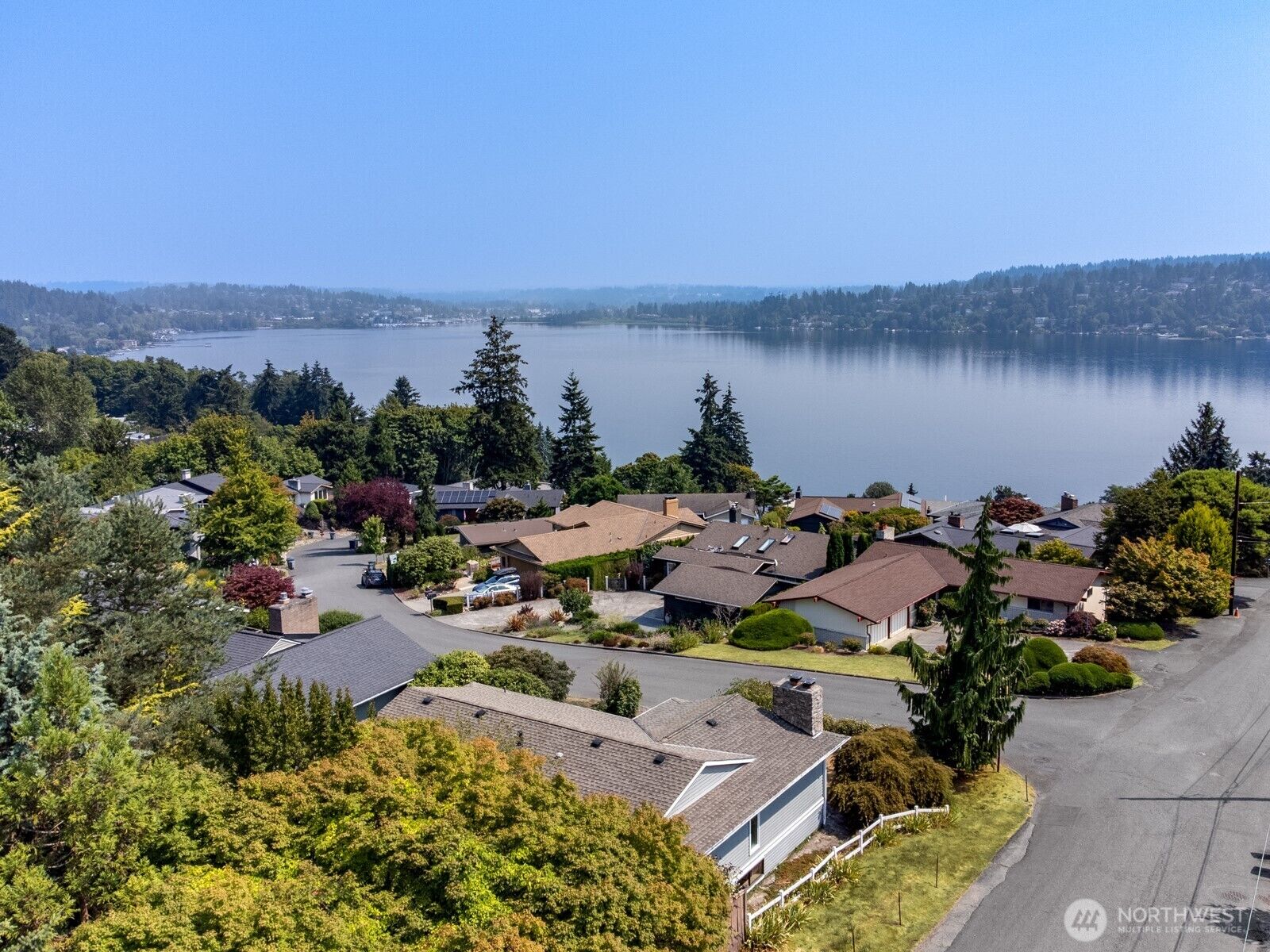Property Photo:  14805  37th Avenue NE  WA 98155 