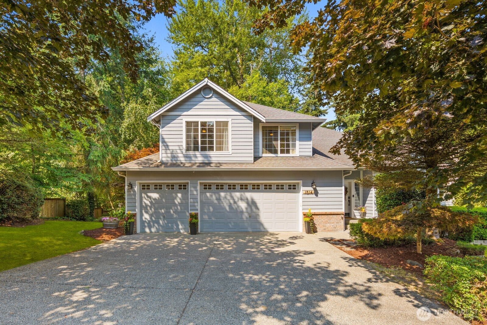 Property Photo: 1514 201st Avenue E WA 98391