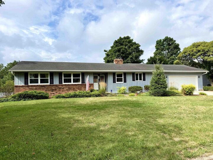 Property Photo: 921 Park Ridge Road WI 53546