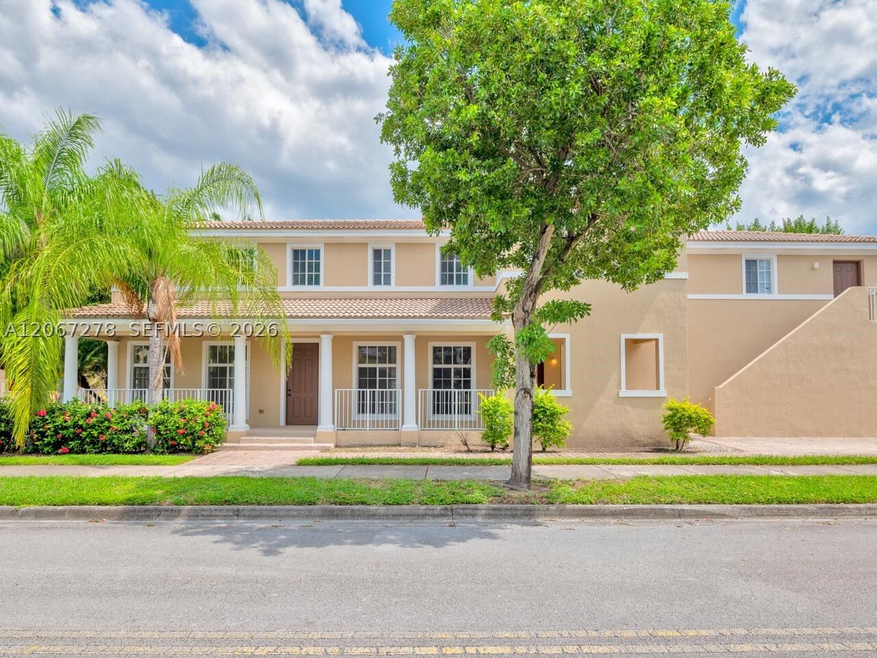 Property Photo: 13954 SW 278th St FL 33032