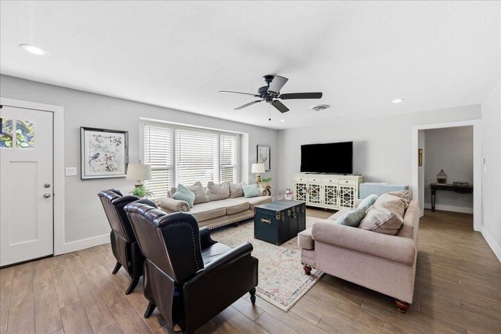 Property Photo:  17 Knotty Pine Ln  TX 77630 
