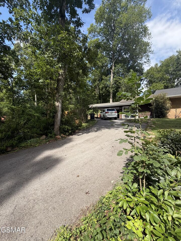 Property Photo: 5704 Rockhaven Road TN 37920