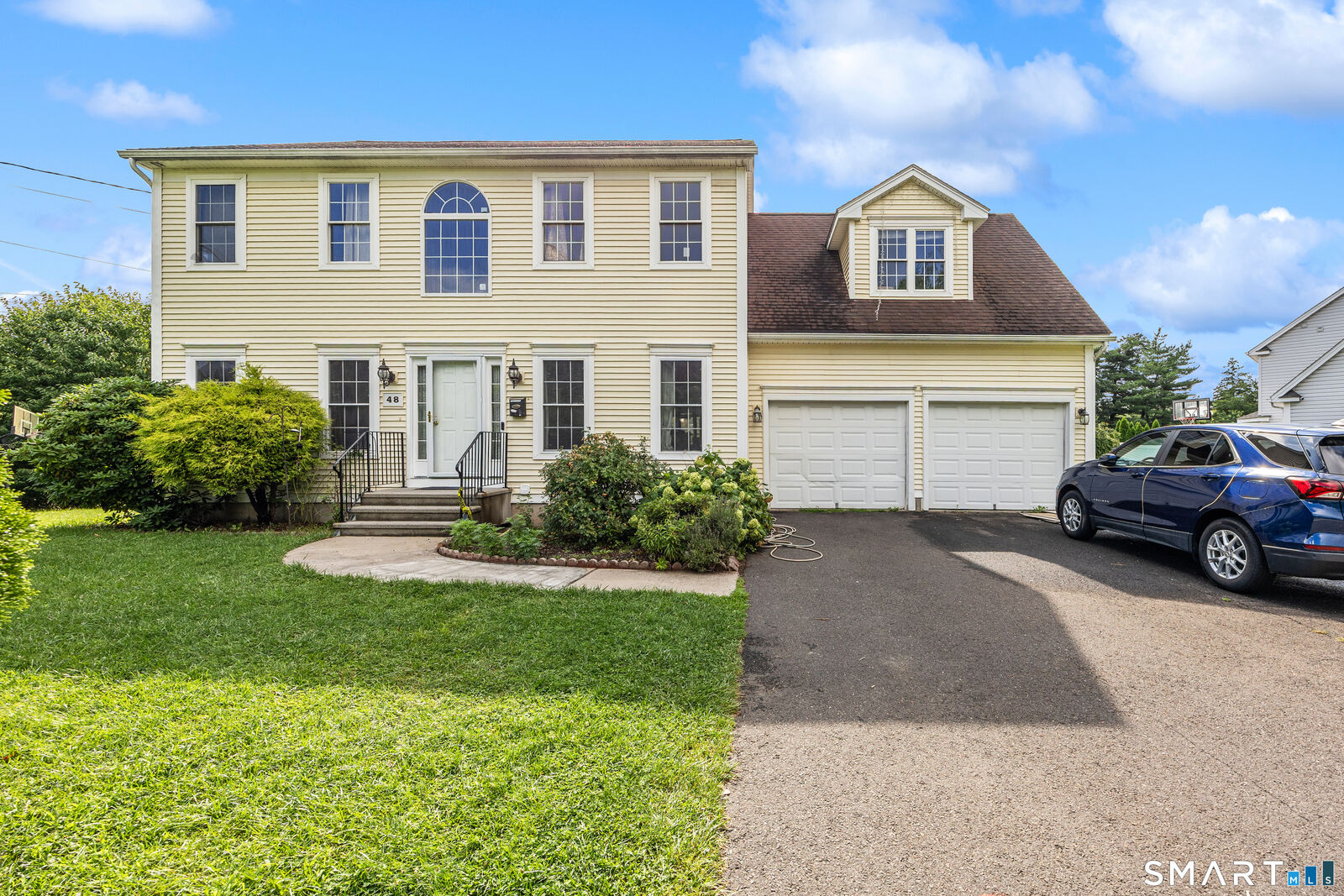 Property Photo:  48 Chatfield Drive  CT 06110 